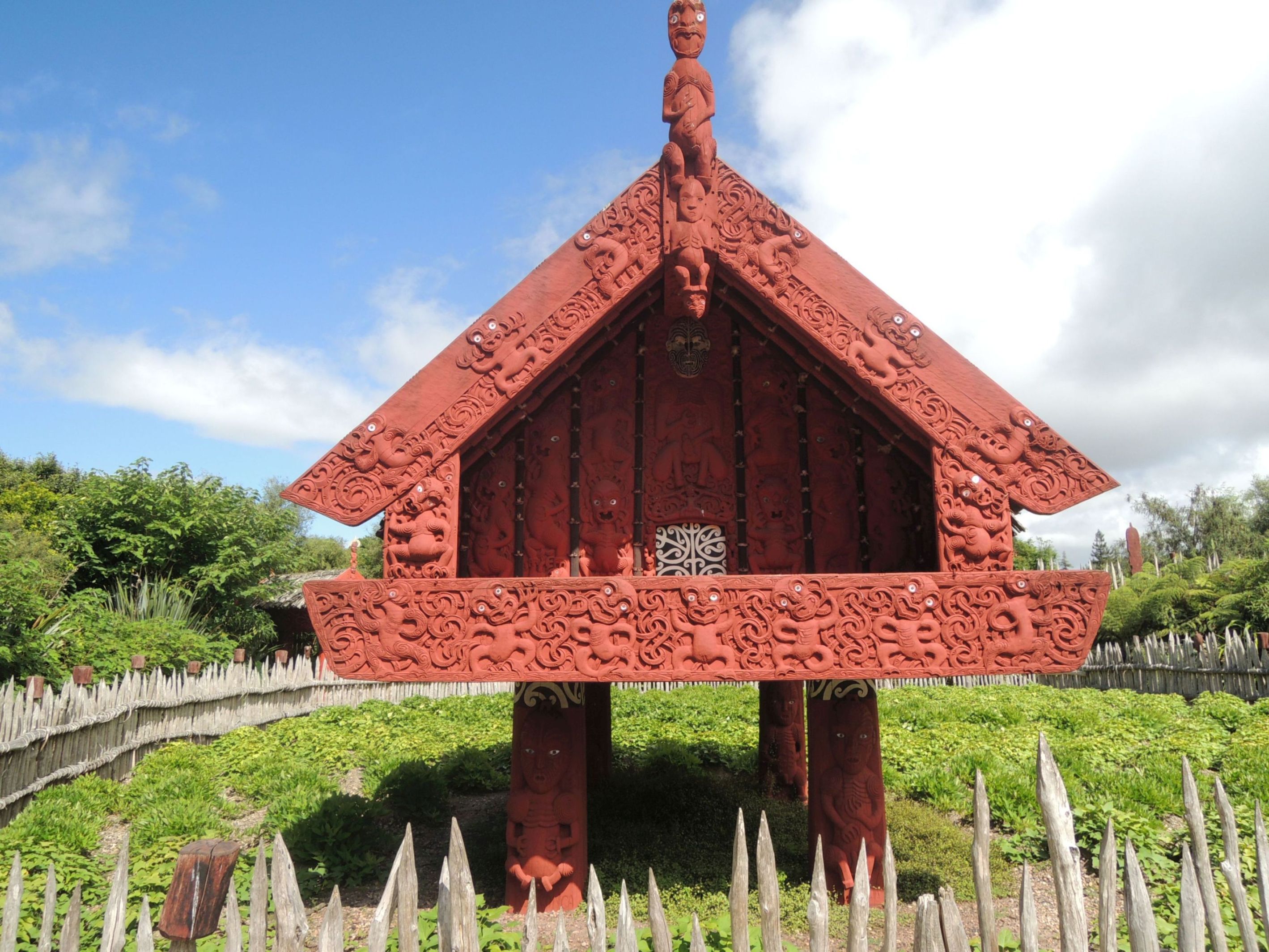Maorská záhrada - centrálne pole